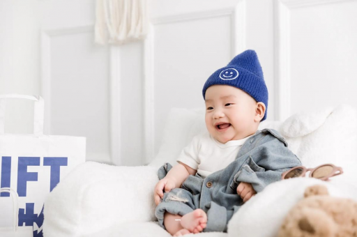 舞钢几个月宝宝会抬头 舞钢几个月宝宝会抬头